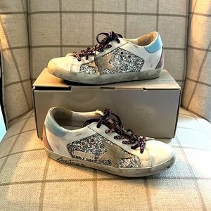 Golden Goose Super-Star Leather Upper Glitter